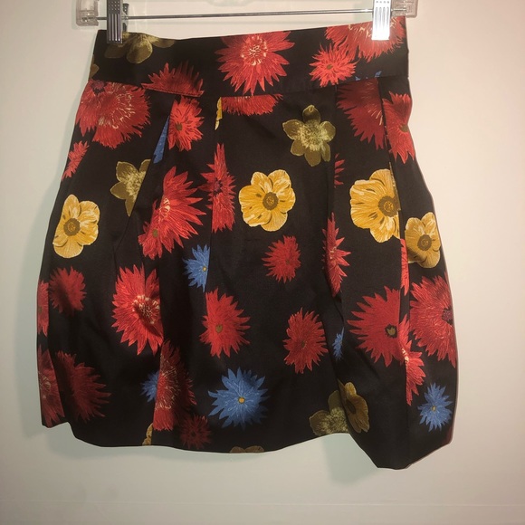 H&M Floral Bubble Skirt - Picture 2 of 4